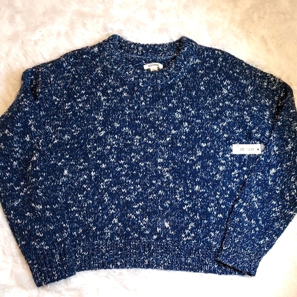 Goodthreads Sweaters - Goodthreads navy marl cropped sweater long sleeved size M